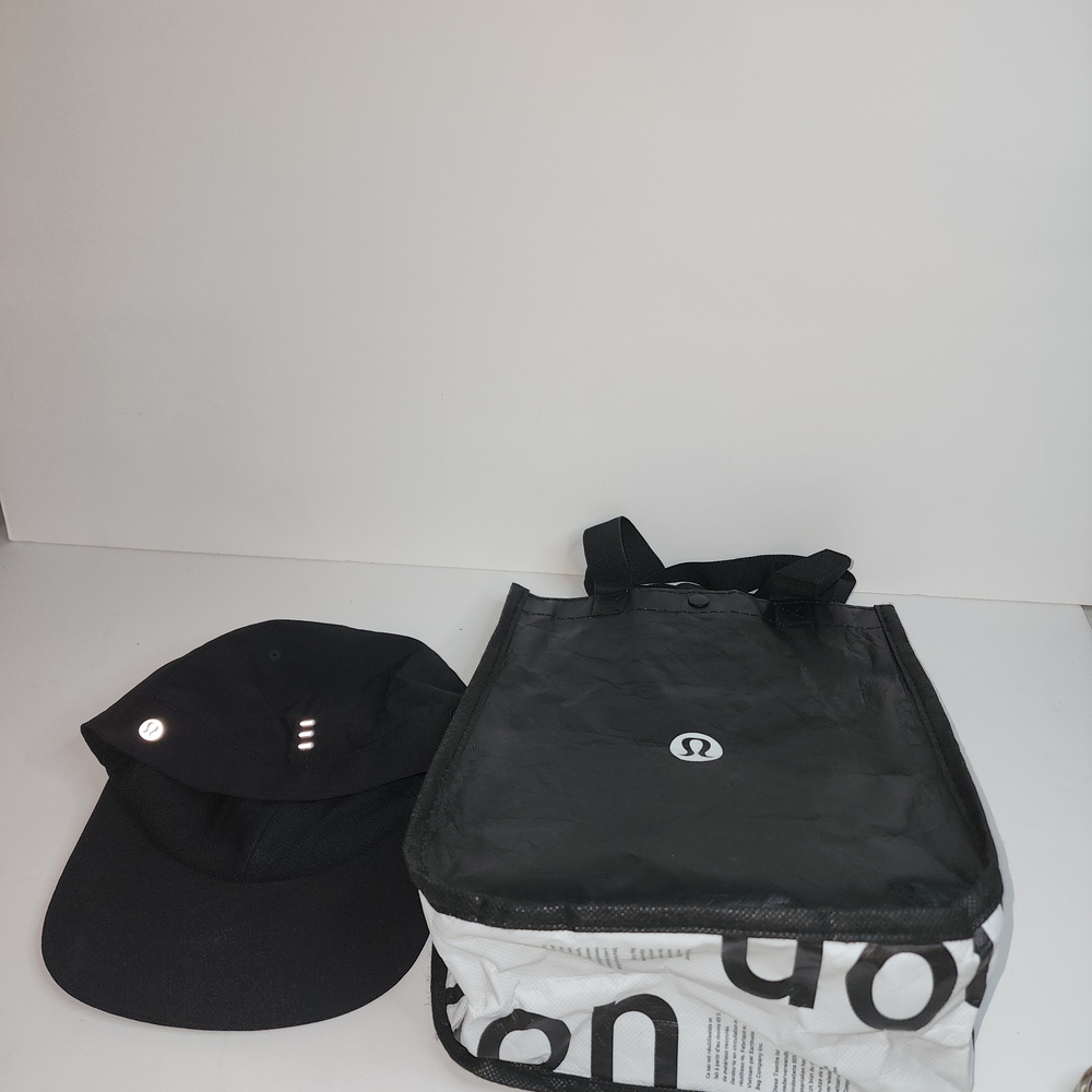 Lululemon Athletica Black Women's Cap With Lululemon Shopping Bag - Picture 6 of 10